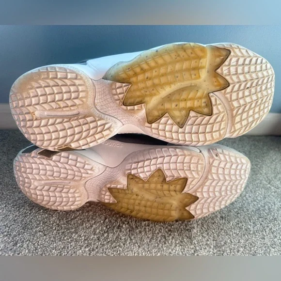 Like New Men’s Adidas D.O.N. Issue #2 Basketball Shoes, Steel Gray & White, 13 - Picture 10 of 10